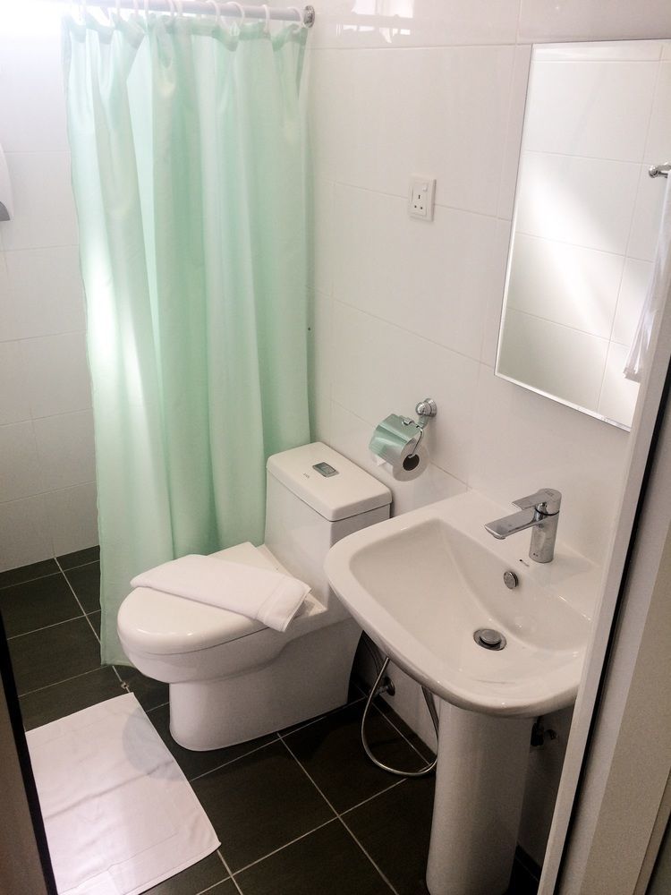 Citi Hotel Мири Екстериор снимка