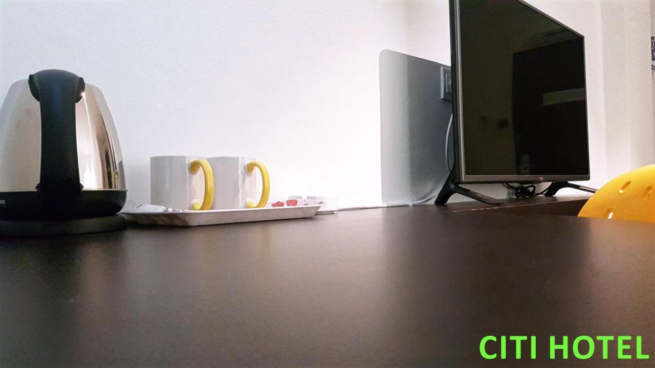 Citi Hotel Мири Екстериор снимка